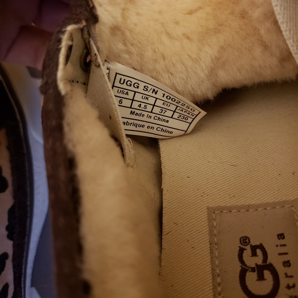 ‼️SOLD‼️⭐NIB⭐ UGG Suede, Calf, Lamb Laceless Slip On, Sz 6, Retail $110 - Picture 5 of 13